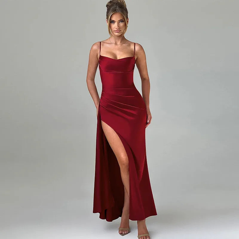 שמלת מקסי סאטן אלגנטית בעיצוב שסע - רוזליה