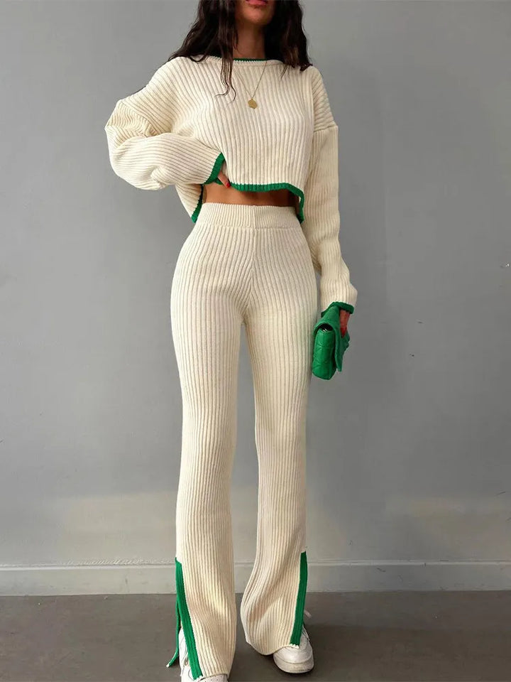 Two-piece knit suit with pants and a shirt - Nora