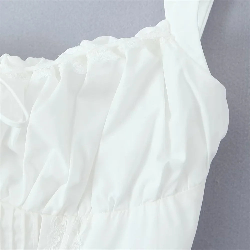 שמלת מיני קיצית פרחונית / לבנה בגזרת A בעיצוב כפרי וינטג' - סופיה