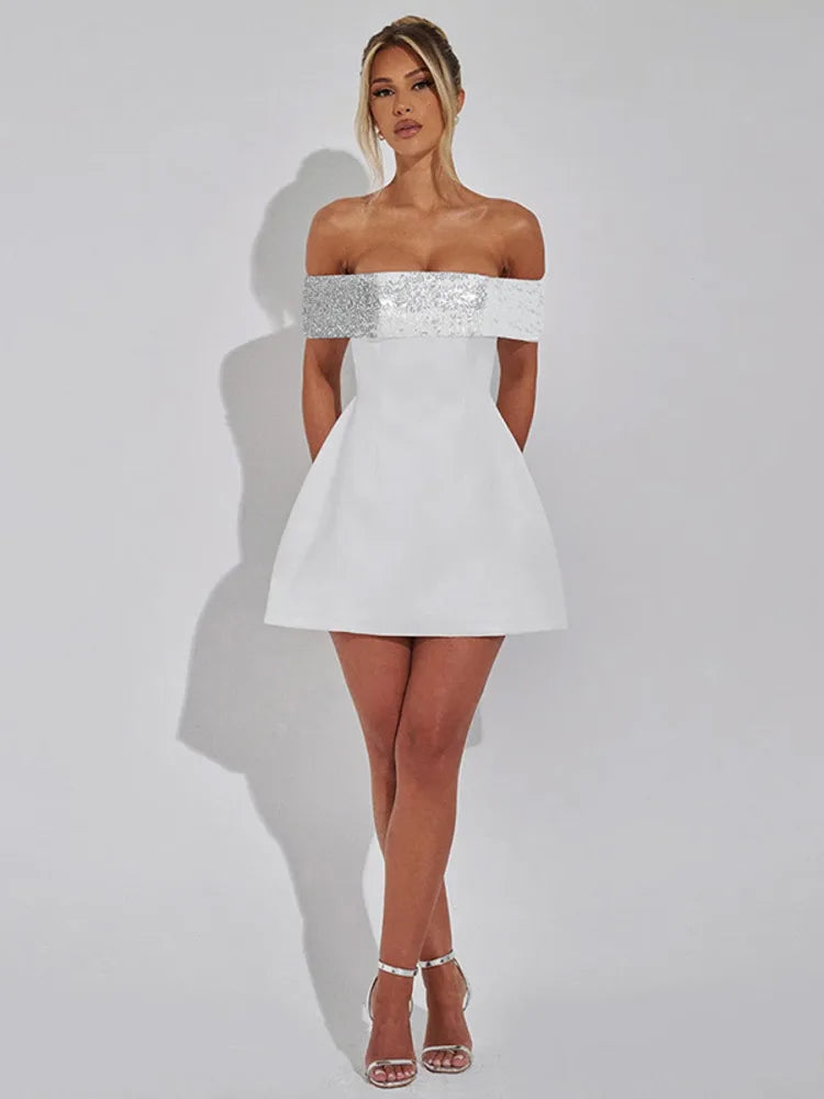 שמלת מיני בגזרת A כתפיים חשופות בעיטור פאייטים - לוריאן