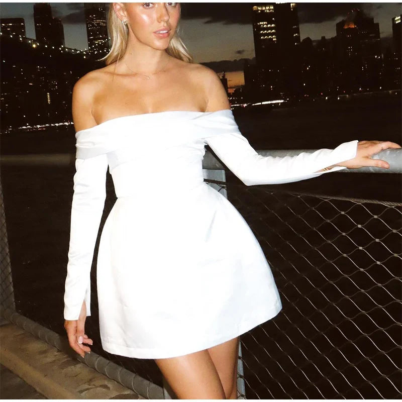 שמלת מיני בגזרת A כתפיים חשופות - מירנדה